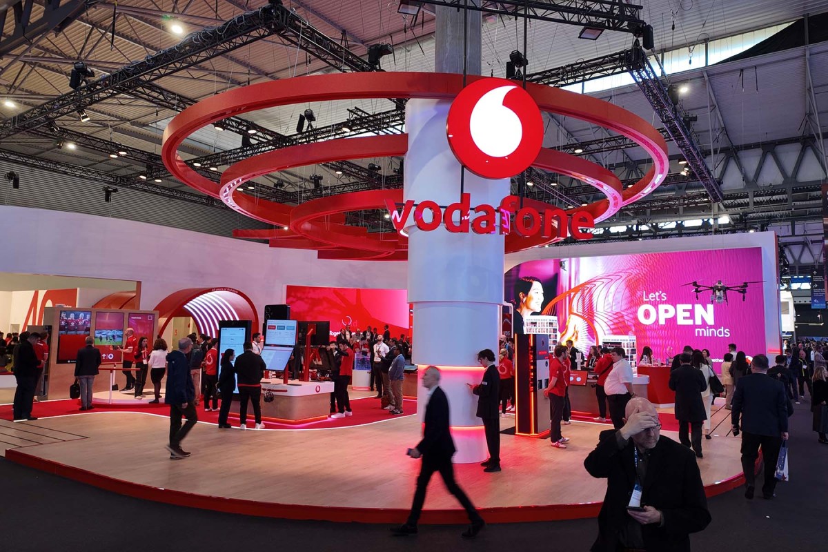 ICT Business | Xavier Niel Became Largest Vodafone Shareholder